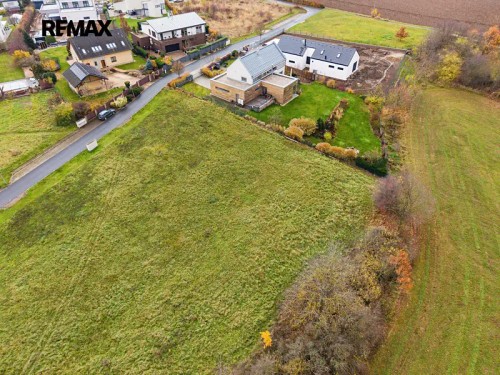 Prodej stavebního pozemku 1760 m²