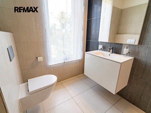 Prodej domu 233 m², pozemek 1279 m²