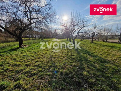 Prodej stavebního pozemku 1931 m²