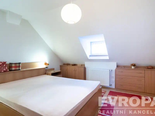 Prodej domu 180 m², pozemek 175 m²