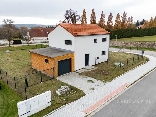 Prodej domu 122 m², pozemek 1048 m²