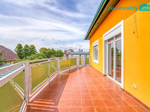 Prodej domu 420 m², pozemek 633 m²