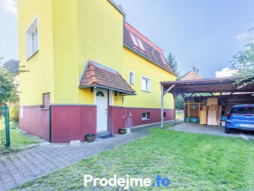 Prodej vily 220 m², pozemek 949 m²