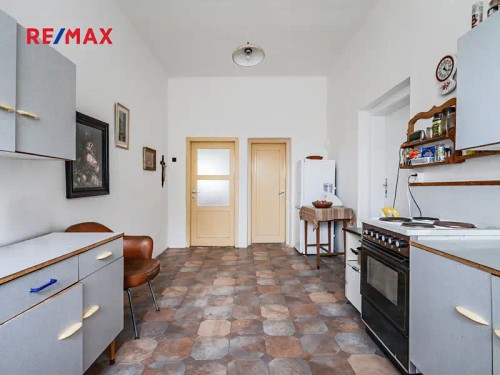 Prodej domu 220 m², pozemek 993 m²