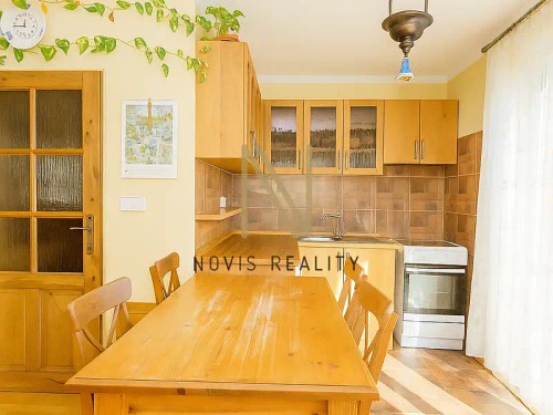 Prodej domu 200 m², pozemek 869 m²
