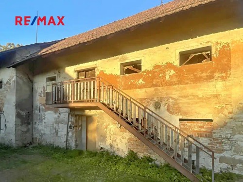Prodej domu 400 m², pozemek 2175 m²