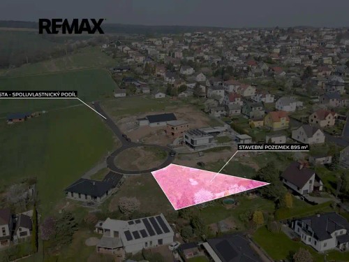 Prodej stavebního pozemku 895 m²