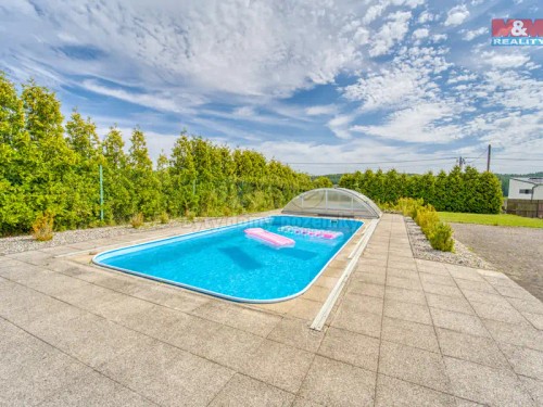 Prodaný  dům 128 m², pozemek 1800 m²