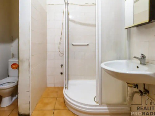 Prodej domu 191 m², pozemek 21597 m²