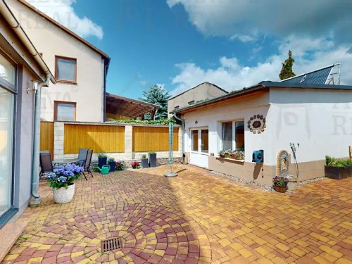Prodej domu 345 m², pozemek 792 m²