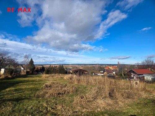 Prodej stavebního pozemku 1198 m²