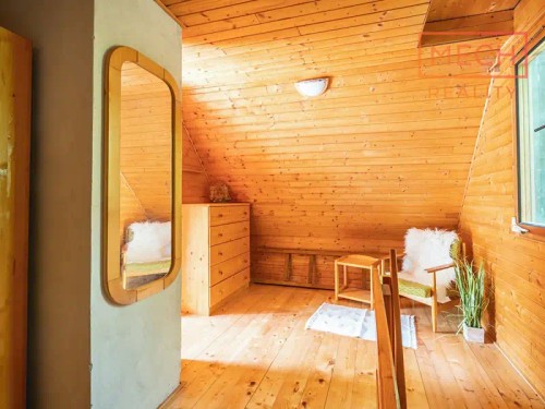 Prodej chaty 80 m², pozemek 1 m²