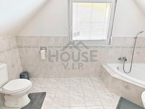 Prodej domu 239 m², pozemek 414 m²
