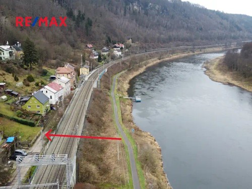 Prodej stavebního pozemku 1057 m²