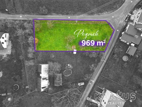 Prodej stavebního pozemku 969 m²