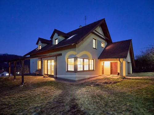 Prodej domu 239 m², pozemek 1300 m²