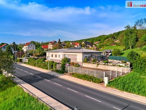 Prodej vily 296 m², pozemek 3134 m²