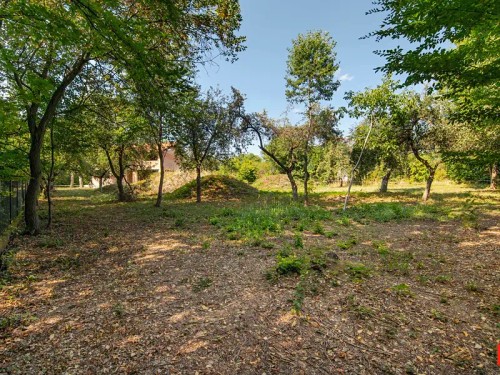 Prodej stavebního pozemku 1924 m²