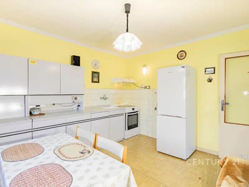 Prodej domu 160 m², pozemek 784 m²