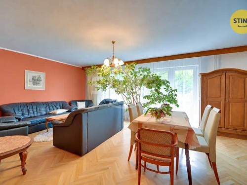 Prodej domu 400 m², pozemek 852 m²