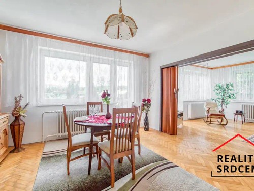 Prodej domu 229 m², pozemek 2123 m²