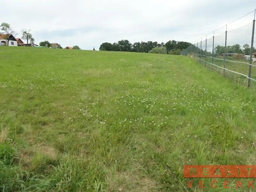 Prodej stavebního pozemku 1000 m²