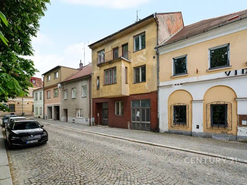 Prodej domu 220 m², pozemek 231 m²