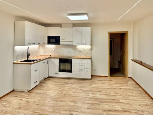 Prodej bytu 5+kk 104 m²