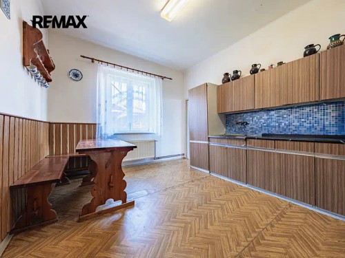 Prodej domu 260 m², pozemek 180 m²