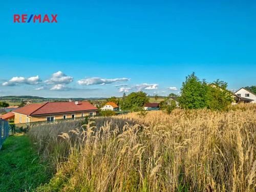 Prodej stavebního pozemku 1054 m²