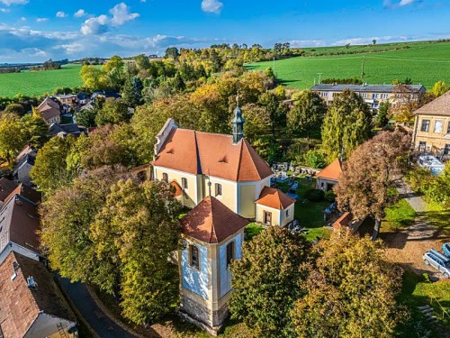 Prodej stavebního pozemku 1442 m²