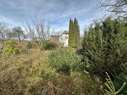 Prodej domu 1750 m², pozemek 1811 m²