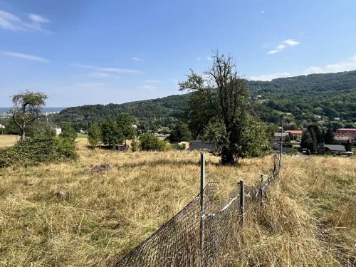 Prodej stavebního pozemku 2106 m²