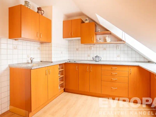 Prodej domu 180 m², pozemek 175 m²