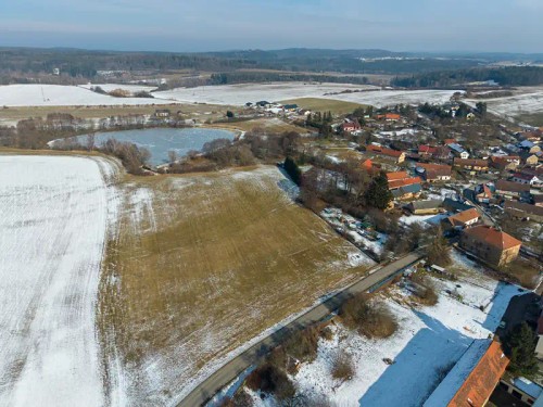 Prodej stavebního pozemku 3961 m²