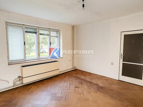 Prodej domu 243 m², pozemek 1001 m²