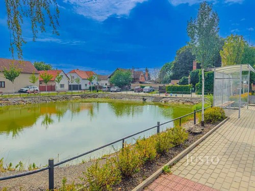 Prodej stavebního pozemku 991 m²
