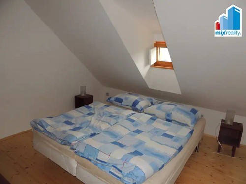 Prodej domu 330 m², pozemek 381 m²