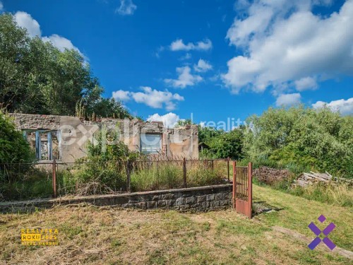 Prodej stavebního pozemku 5708 m²