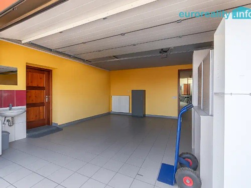 Prodej domu 270 m², pozemek 2175 m²
