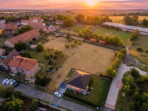 Prodej stavebního pozemku 759 m²
