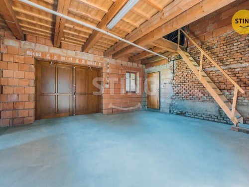 Prodej domu 272 m², pozemek 5189 m²