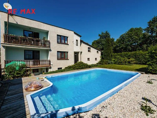 Prodej domu 290 m², pozemek 1221 m²