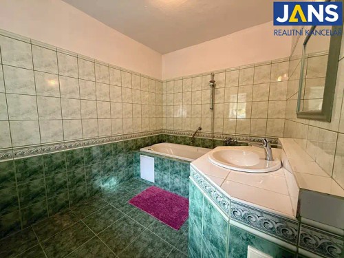 Prodej domu 185 m², pozemek 458 m²