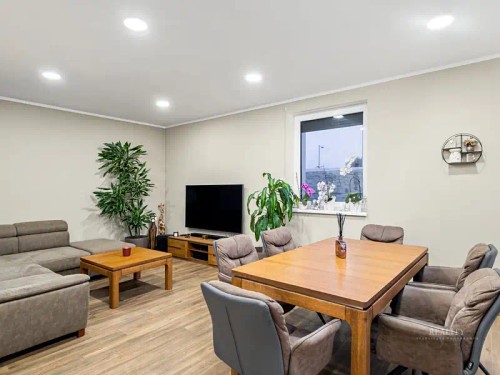 Prodej domu 221 m², pozemek 1252 m²