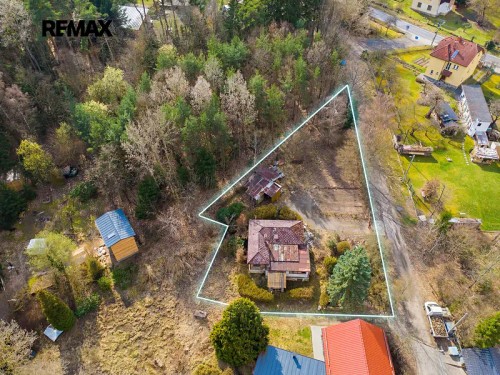 Prodej stavebního pozemku 1079 m²