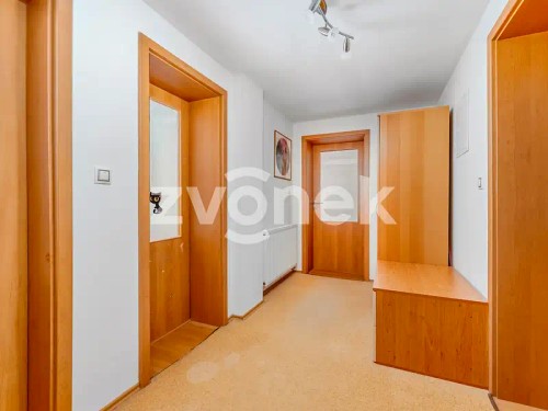 Prodej domu 186 m², pozemek 914 m²