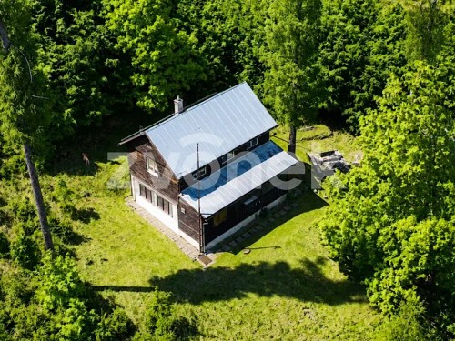 Prodej chaty 53 m², pozemek 67 m²