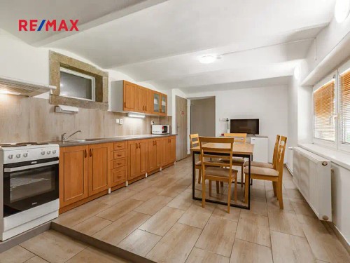 Prodej domu 361 m², pozemek 1335 m²