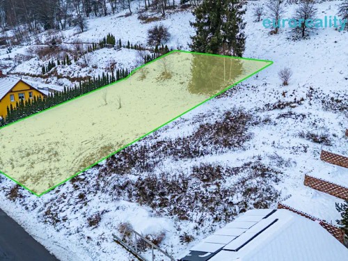 Prodej stavebního pozemku 1000 m²